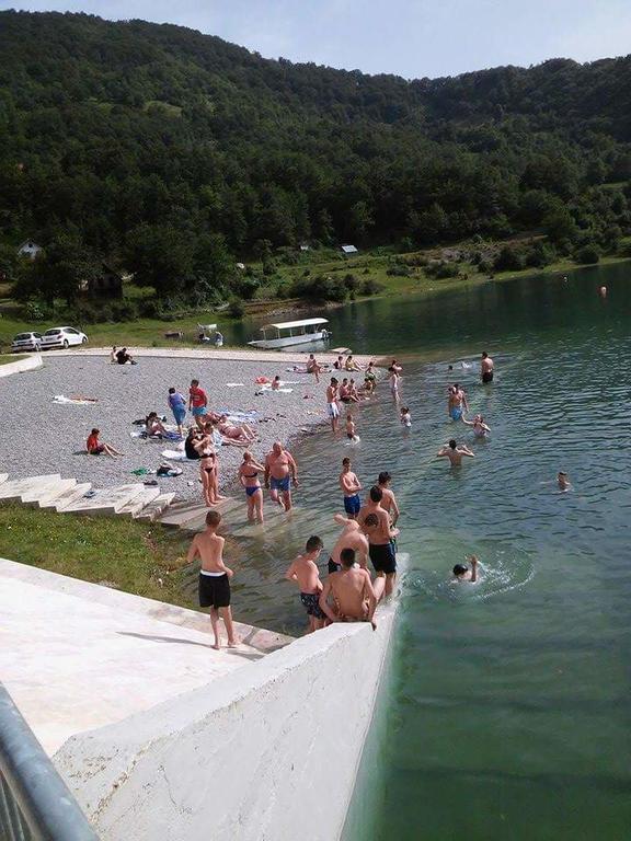 Apartman Bujisic بلوزين المظهر الخارجي الصورة